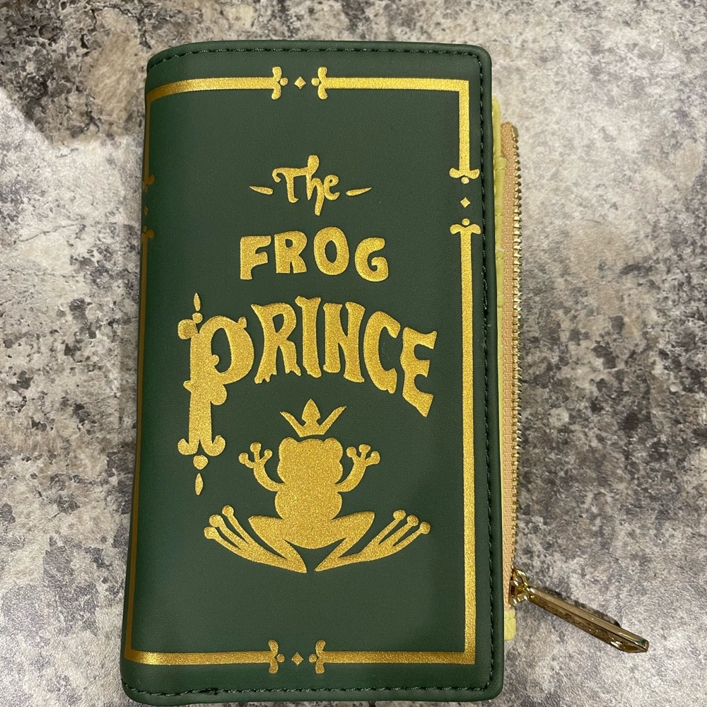 Loungefly Princess and the Frog wallet.